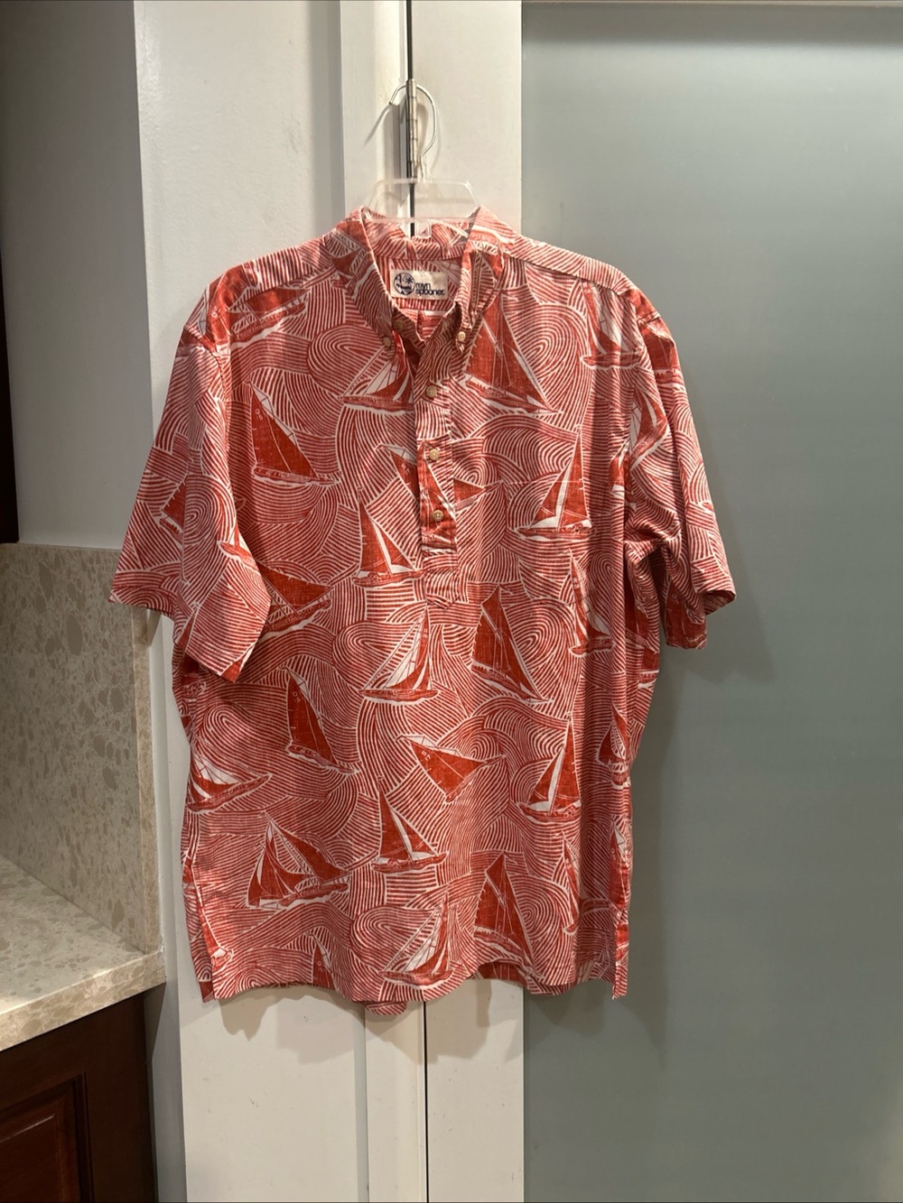 Reyn Spooner Red Hawaiian Print 3/4 Button Men's XL